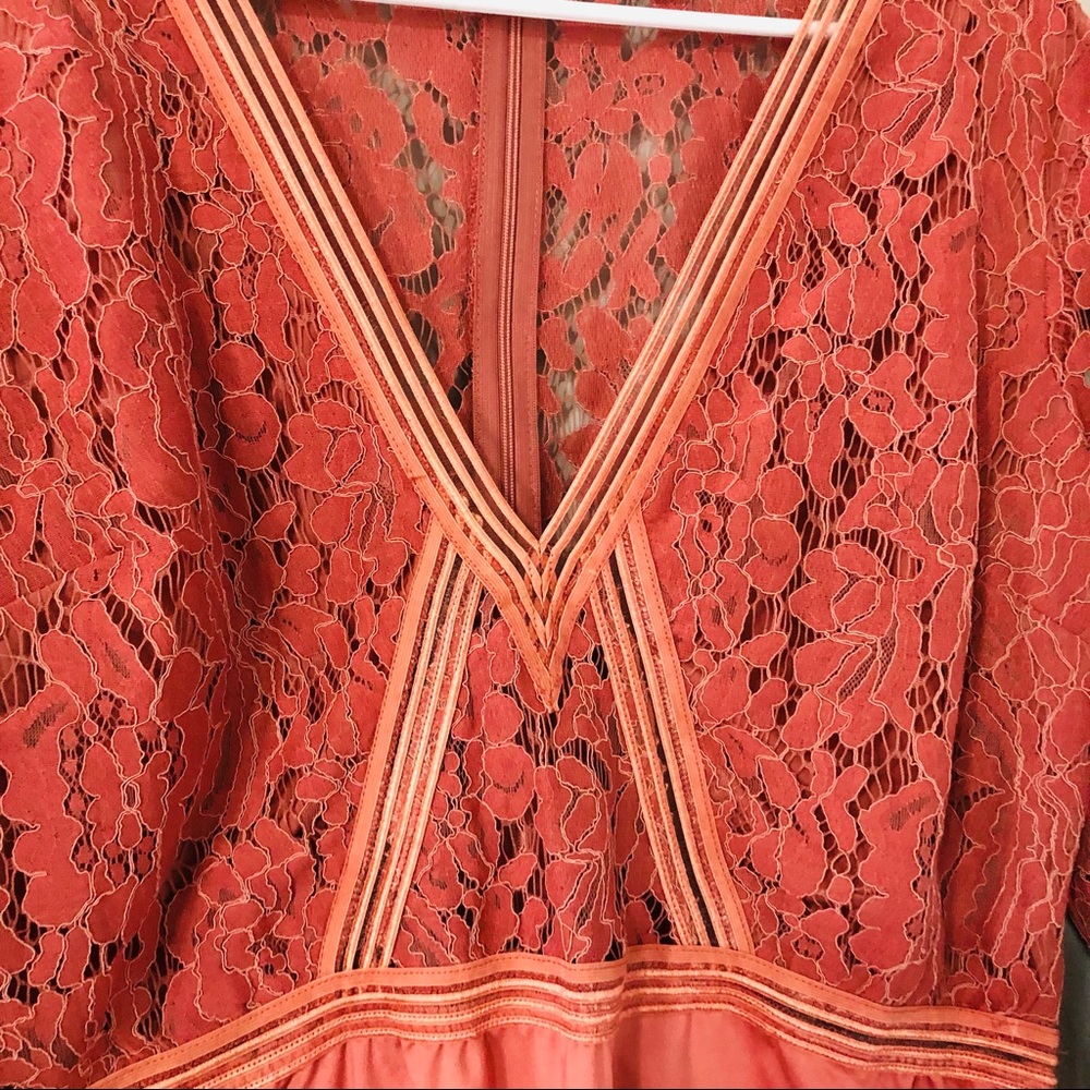 Missguided Plunge Lace Bodysuit - Picture 2 of 9